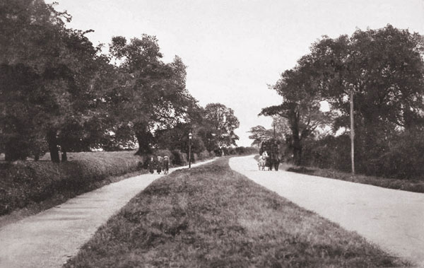 looking down hinckley road