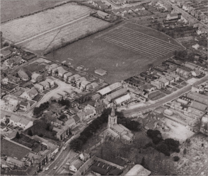 Air view of the Hinckley Road ground in 1978 still showing Warings Field.
