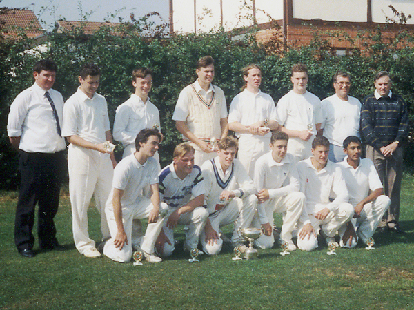 Burbage U18s — winners of the Bevin Minor Knock Out Cup and Ul 8s League Cup winners in 1991