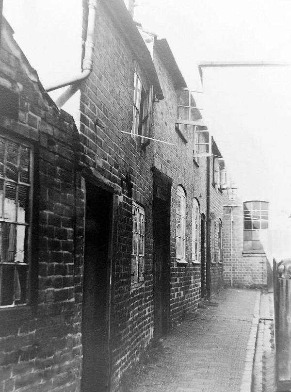 cross keys yard