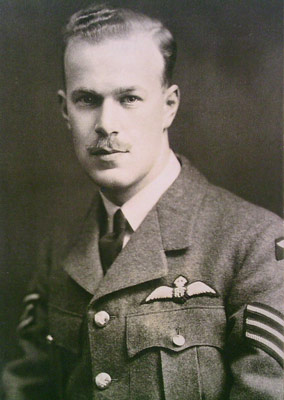 flight lieutenant james pickering afc (1915-2004)